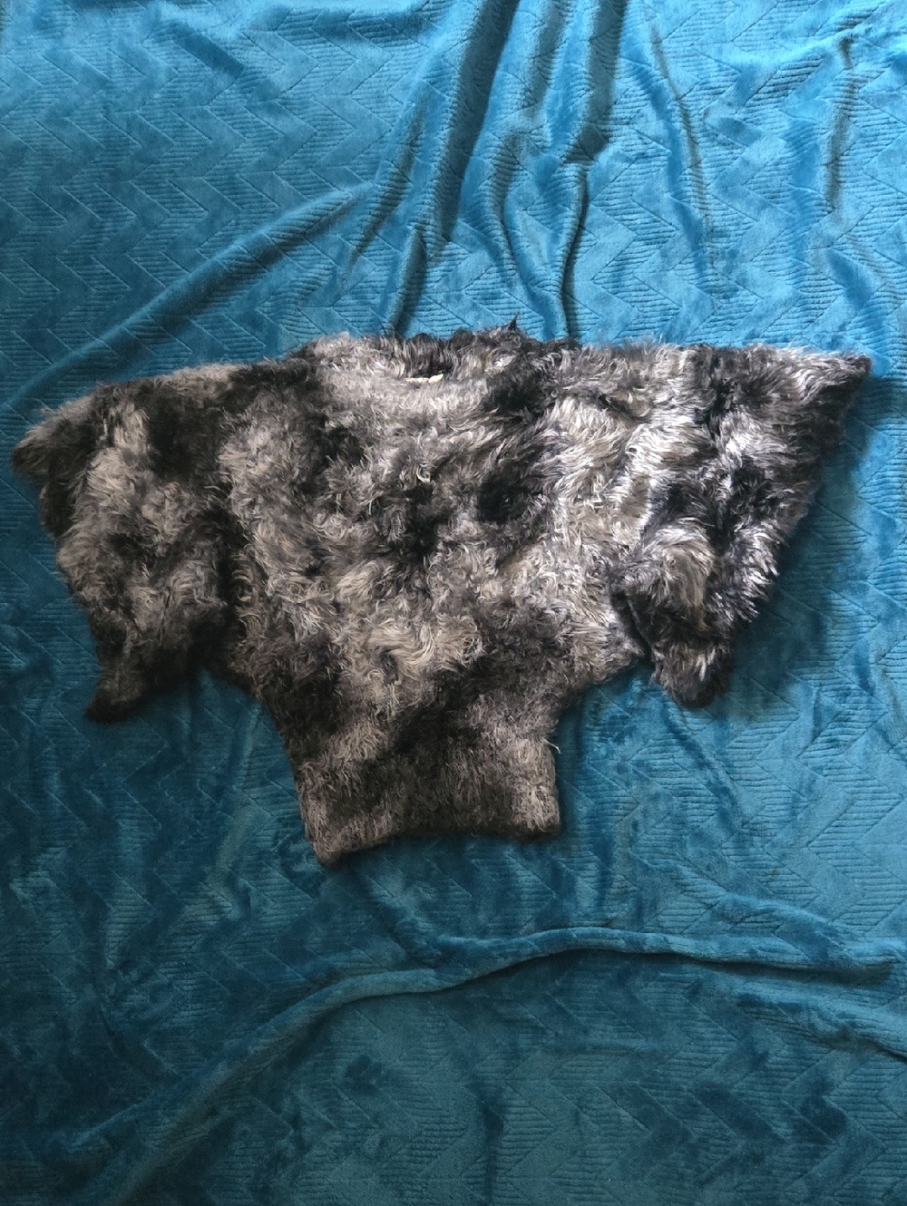 3/20 Faux Fur Sweater in Black and Gray